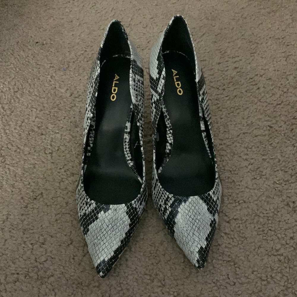 NWT ALDO Miriclya Snakeskin Pumps